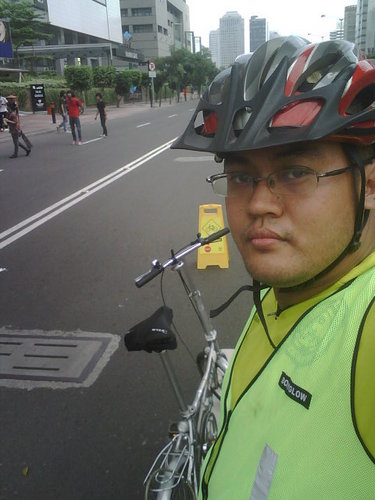 donny_andono's profile picture. B2W Commuter,weekend playin' xbox360 ,traveling, table tennis, weekend riding hovercraft (water sport) & basket ball.