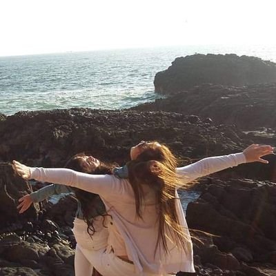 UbMariu's profile picture. me and love