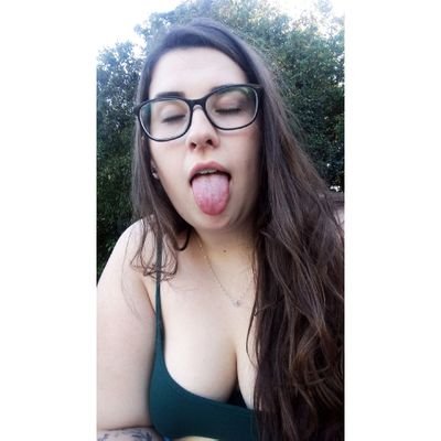 IsaaMasteck's profile picture. 🦋