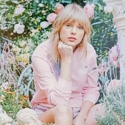 『𝟐𝟗』❥; ❝𝑺𝒕𝒂𝒓𝒊𝒏𝒈 𝒐𝒖𝒕 𝒕𝒉𝒆 𝒘𝒊𝒏𝒅𝒐𝒘 𝒍𝒊𝒌𝒆 𝑰’𝒎 𝒏𝒐𝒕 𝒚𝒐𝒖𝒓 𝒇𝒂𝒗𝒐𝒓𝒊𝒕𝒆 𝒕𝒐𝒘𝒏 𝑰'𝒎 𝑵𝒆𝒘 𝒀𝒐𝒓𝒌 𝑪𝒊𝒕𝒚. ❞
#𝑅𝑜𝑙𝐵𝑎𝑛𝑑