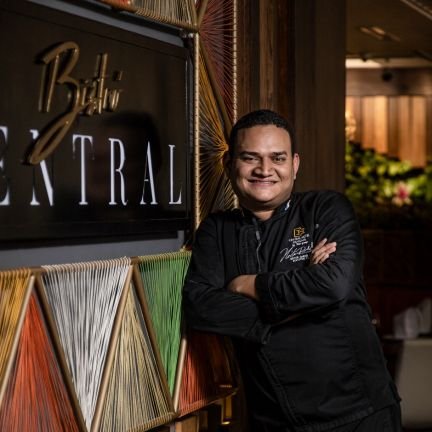 Amante de la buena cocina
Executive chef of Central Hotel Panamá
Gastronomía Panameña
CEO @cevichesgarcia