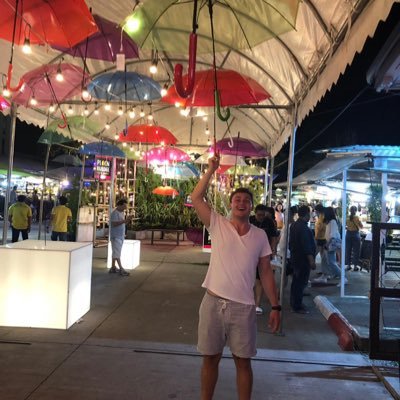 findo_mundo's profile picture. Solo dev - making use(ful && less) apps

https://t.co/gCGA3CJzhP - Create AI-tailored resume/CV in 1 min