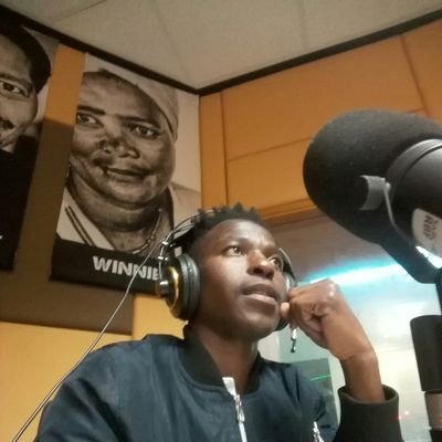 Actor ,Voice artist and a contributor on #UkhoziFm. Cast Coordinator of #SavageBeauty, #ReykaSA on MNet #NumberNumber. 

njabulo@quizzical.co.za