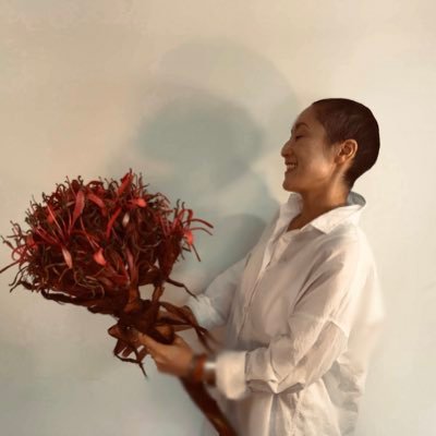 せんぶん 革ジャン着て花をいける 華道家 Senbunikebana Twitter せんぶん 革ジャン着て花をいける 華道家 Senbunikebana Twitter