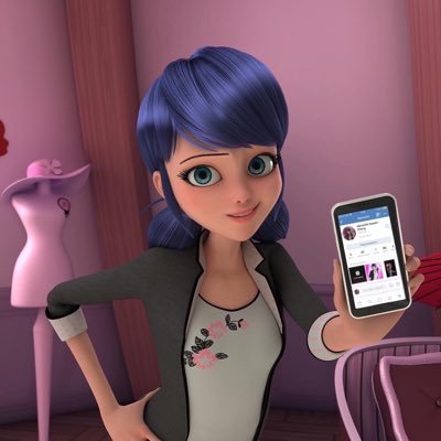 marinettdesiner's profile picture. Aspiring fashion designer. 💝