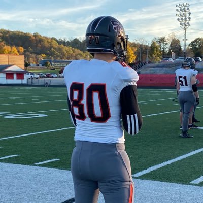 AaronSpurlock5's profile picture. LB/DE/TE/OL SCHS 🏈🦅 220lb. Senior Class of 2023 and a 4.1 GPA
