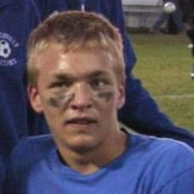 MikeVnumber1's profile picture. I'm not gay