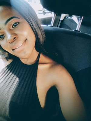 Queen_Moiii's profile picture. Feminist