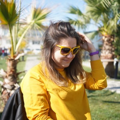 ozgezamani's profile picture. ben kime ne diyorum acaba?