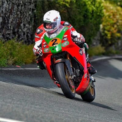 Lightweight winner of #MGP 2015, #Goldcup 2019 winner amongst others! 2022 is about #roadracing again #TT #NW22 #IRRC #rider trying to live the dream!