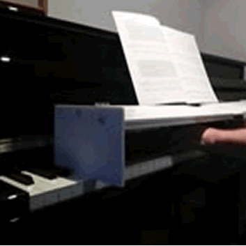 eyetrainer™ will transform your sight reading speed and accuracy. Designed to fit all standard pianos and keyboards eyetrainer™ covers your hands and the keys.