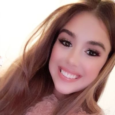 huldavist's profile picture. Doktorsnemi í málfræði með kórónu&borða eftir fegurðarsamkeppni, ferðalangur, fyrirsæta, útgefandi og fl. en fyrst&fremst fyrrum ballerína og harmonikkuleikari.