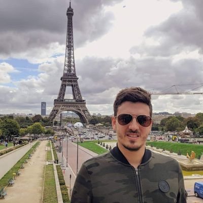 gastonluis89's profile picture. Lic. en Comunicación Social. Le pongo humor a la vida.