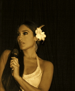 JuliAnahiFrias's profile picture. Argentinian dancer and Tango singer. Love art, talk to people and find out different cultures of the world. Hobby: Jewelry design. Goal: be a better person.