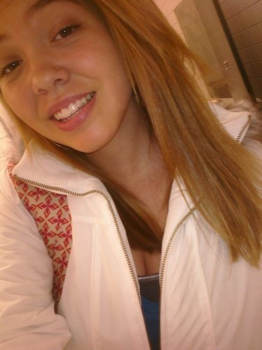 katelynconlon's profile picture. 727; st. petersburg florida is where i live. 
NEHI, 15 & yes i know im youngin .