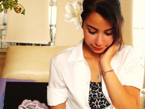 mandiipeace's profile picture. Just your average 15 year old giirl. I love makeup, vintage fashion and justin bieber.♥