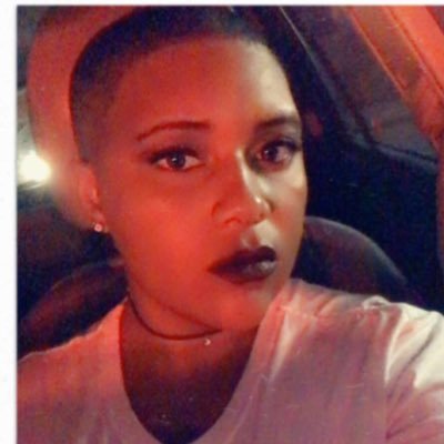 aye_hllwy's profile picture. If you cool wit me, fool wit me 😎