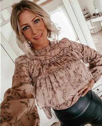 AnabellaJane3's profile picture. 