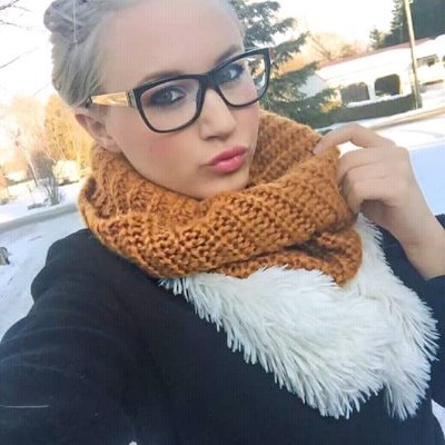 halvyne's profile picture. bien