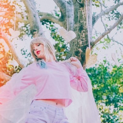 StateOfRomantic's profile picture. Honey, I rose up from the dead