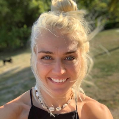 HollyMyers92's profile picture. Former Stade Toulousain and Harlequins rugby player turned referee. Netballer, cricketer and fair weather cyclist.