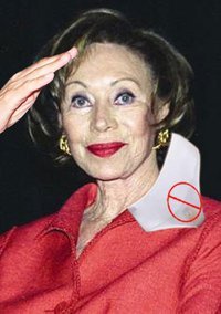 ErnestinaNobleH's profile picture. Soy una dama que se hizo de abajo,como secretaria, pero me hice más de abajo, tuve que ponerme de rodillas frente a Noble,esto dejaba un gusto amargo en mi boca