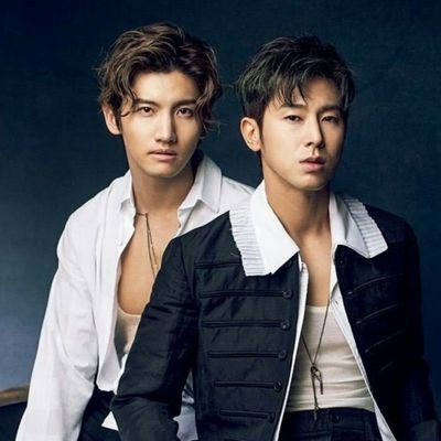 東方神起大好き💓💞
ファンになって14年💖
ユノ&チャンミン~いつもパワーもらってる🥰
ビギアゲコンSP席最高で幸せやった🤩💞
SHINee💎💎💎💎💎大好き💖🥰
愛犬ココ🐶🐾
気軽にフォローしてください✨
#トンスイーツ部
🐨「愉快な仲間たち」🐨