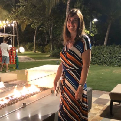 ShowellJulie's profile picture. 