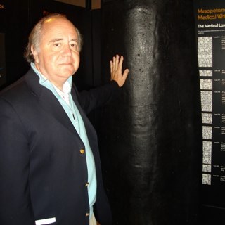 RicardoLaMura's profile picture. Cirujano Vascular