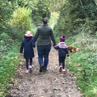 Openreach Engineer, husband & daddy to a wonderful wife & 2 beautiful girls oh and Winston the cocker spaniel.