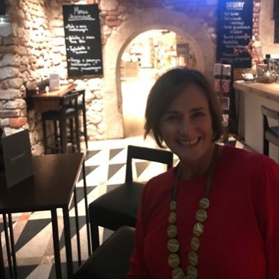 fishdishtrish's profile picture. 