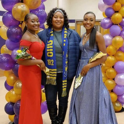 UWG 99-Sweet GA 🍑 Mom to UGA24 @kyndallle - my ⚽️ twins kalebnkarter-my 📣 🎹 pearl-wifetokcest03 Σ Γ Ρ💙💛1922