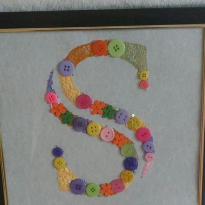 buttonartgeenie's profile picture. I am a passionate crafter who makes peronalized frames from buttons, beads and other cute things. Perfect for birthdays, baby gifts, anniversaries etc.