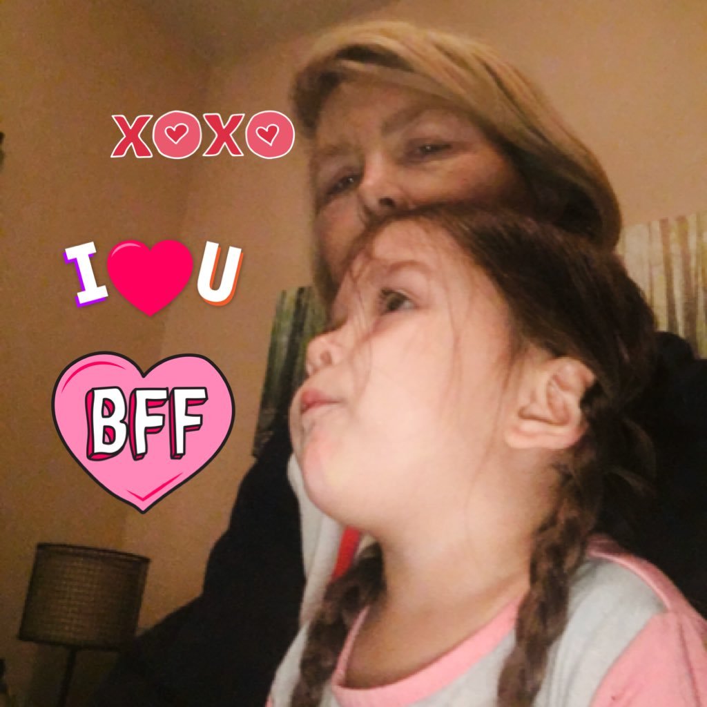 I’m a step mom to a beautiful daughter and gramma to my 3 yrs old granddaughter,I’m a beginner in makeup love learning love meeting new people.