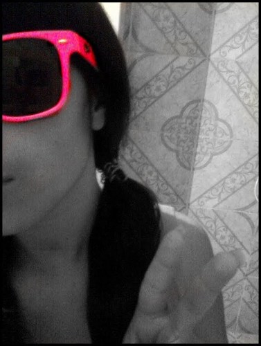 Aquela menina que sonha com os pés no chão(:
