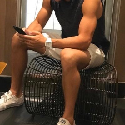 DesiBrown5's profile picture. 