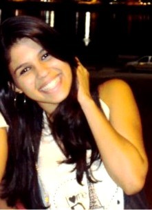 Ninguem me conhece ao certo. Sou louca MESMO! E vivo minha vida ao extremo. Julgue se quiser, isso pouco me importa ;) Beijos!