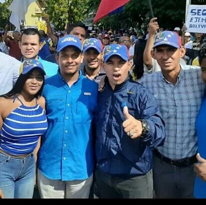 Secretario General del Municipio Miranda de UNT en Falcón.
Ex-Presidente del Movimiento Estudiantil DCU UNEFM, LOS PEROZO. DCU 100% // Venezolano 100%