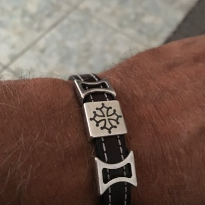 roland_cros's profile picture. 