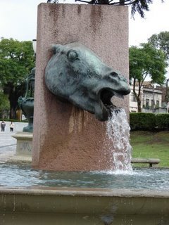 causos, dolangues e curiosidades da nossa doce, doce e estranha curitiba