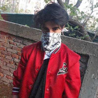 batuhanv2's profile picture. 