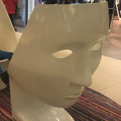 Rom56369168's profile picture. ****