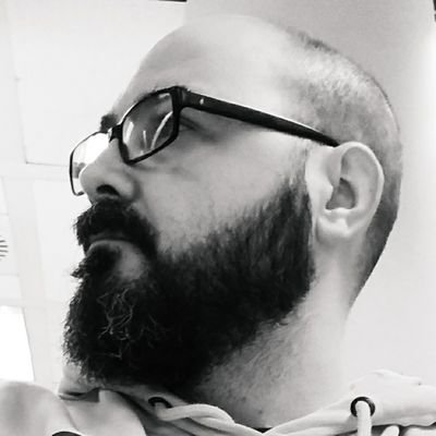Periodista @noticias_cuatro Fin de Semana. 🔙 Diario Sur, Cadena Ser, El Pais, CNN+ 🎮 Gamer y 🐈 Gato. Las opiniones aquí son sólo mías