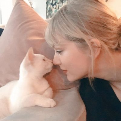 🦋 a legendary Taylor Swift fan • loves pastel • my tweets are not religious, political, & racism related. Just me and Taylor 🌈