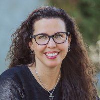 Lynn Garcia Carmer (@lynncarmer) Twitter profile photo