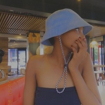 Simply me.🌹💧