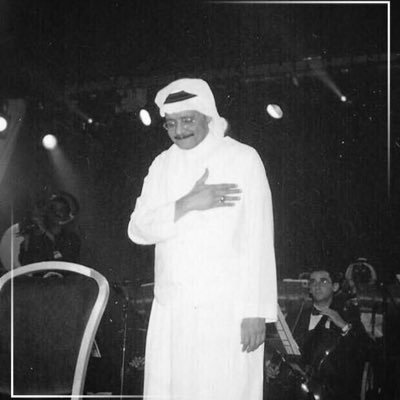 اذا مريت من هنا 👇اذكرني بـدعوه صادقه🌿🙏💛-؛ النفس تميل لمن يدللها، ويحتويها؟.