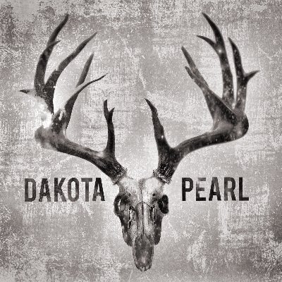 Known for their powerful performances and well-crafted original music, check out Dakota Pearl's latest EP at https://t.co/k2FlCukIef.