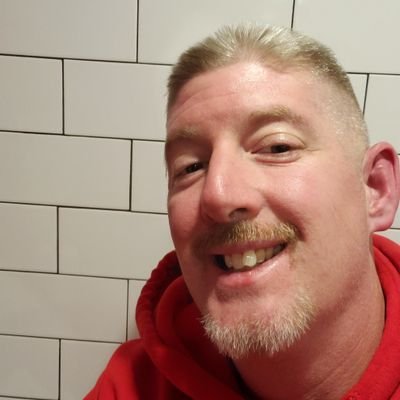 I'm a computer teacher for grades k-8. I'm looking for fellow teachers to give me ideas on how to become a better teacher.