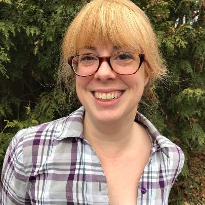 Lead Dev Instructor at @skillcrush | Into JS, React, Node, Rails, Python, Git | Finding a new 2-day hobby, playing with code, and making bad jokes | she/her